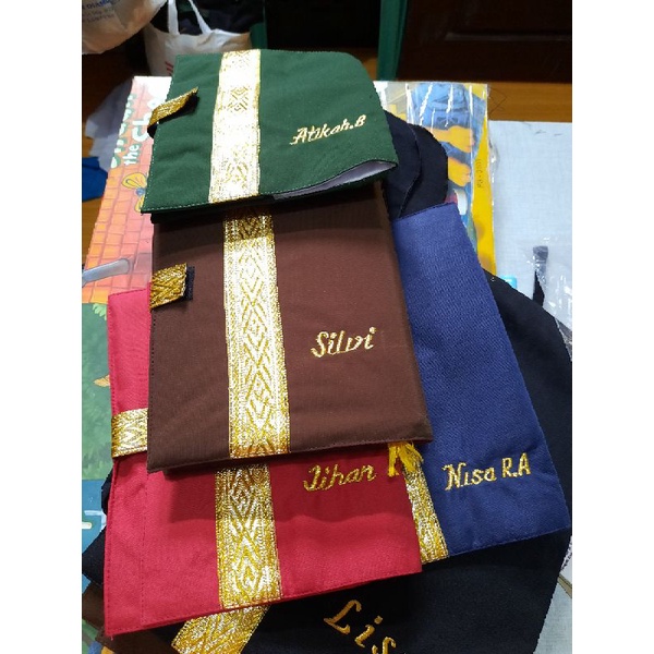

SAMPUL ALQUR'AN/COSTUM BORDIR NAMA/COVER ALQUR'AN/SAMPUL KITAB/ ALQUR'AN RASM USTMANI/MUSHAF MADINAH/MUSHAF TIMUR TENGAH/ALQUR'AN ASH SHAHIB