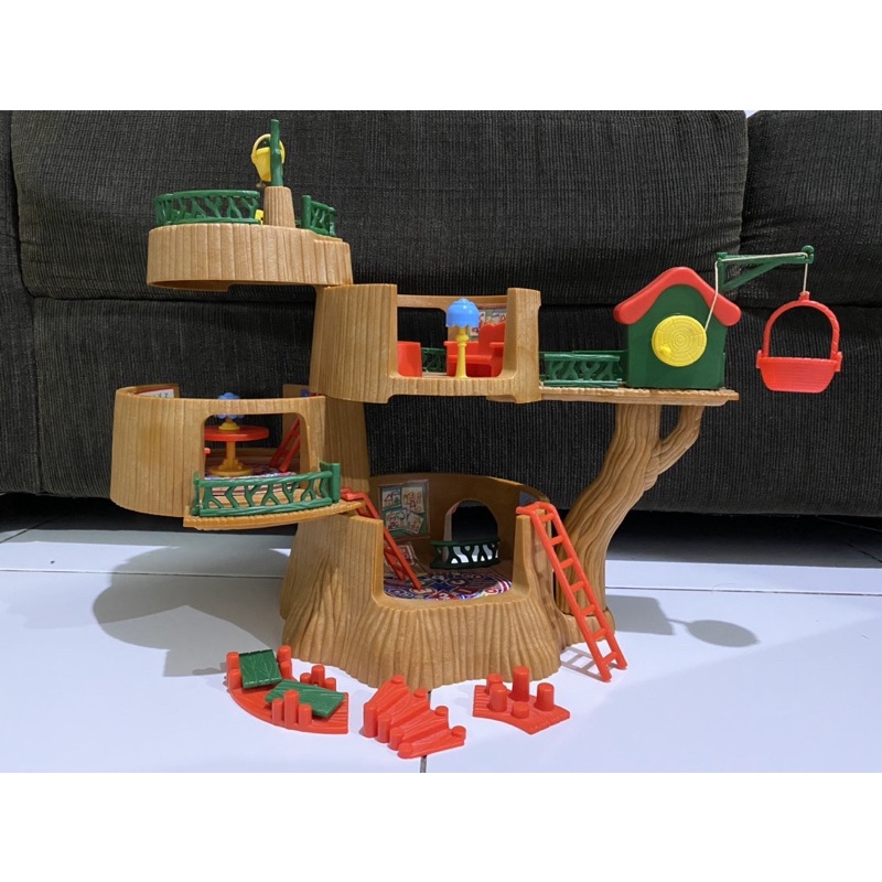 Sylvanian Nursery Tree House Tomy