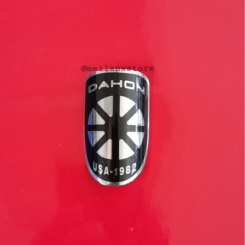Custom Emblem Sepeda Dahon Hitam