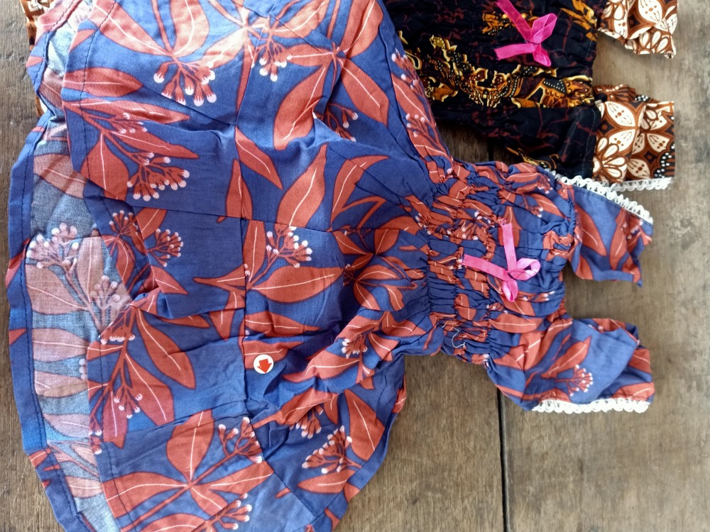 Dress Anak Batik Tanpa Lengan Bahan Katun, Smock Dada, Lucu, Harga Murah, Grosir Batik