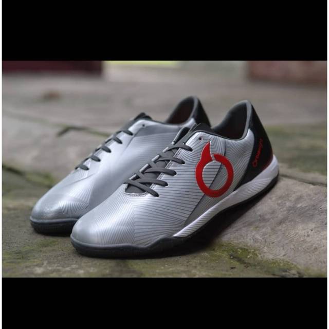 Ortuseight prodigy black silver