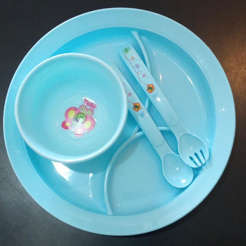 YUKI FEEDING SET 4IN1 KTG