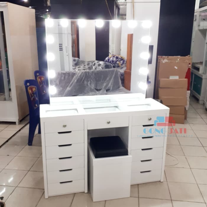 MEJA RIAS ARTIS VARIASI LAMPU LED Modern Jati Jepara