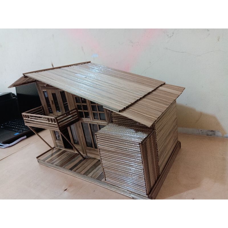 Miniatur Rumah dari bambu