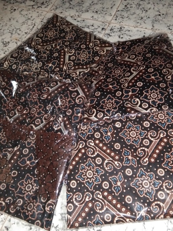 Batik Couple Keluarga Sania Ruffle Ori Ndoro Jowi Dnt Mataram|#batikcuple#cuplemurah#coupleindinesia