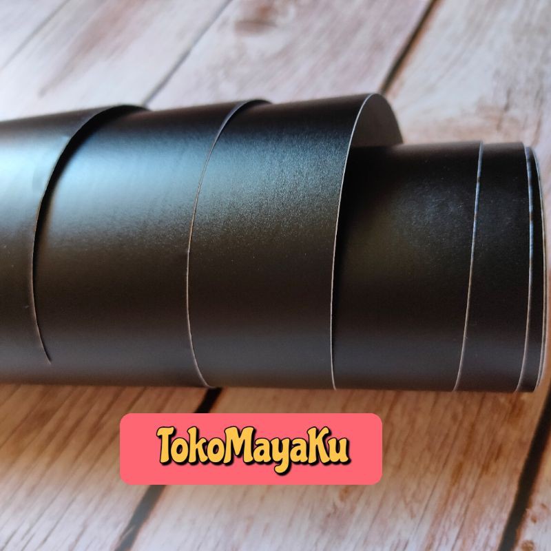 Skotlet stiker hitam doff 1meter