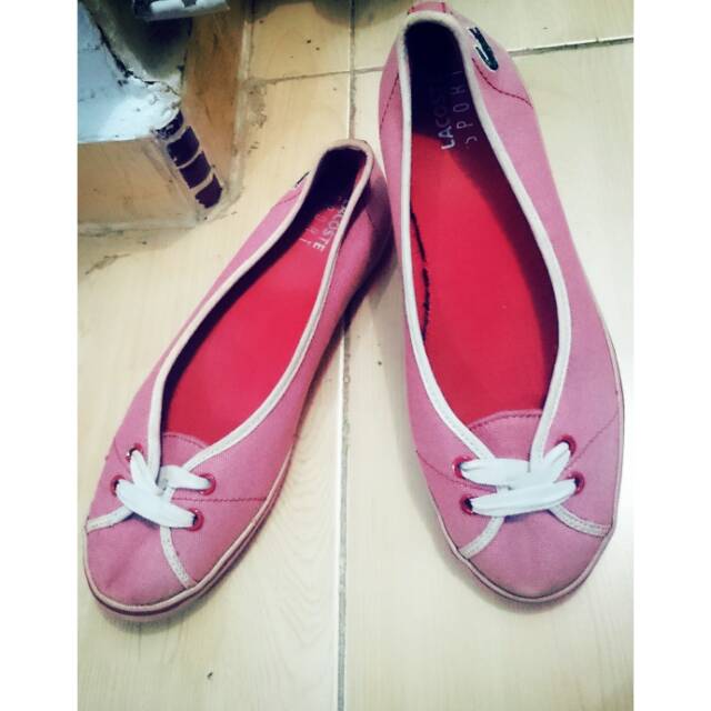 Sepatu lacoste sport