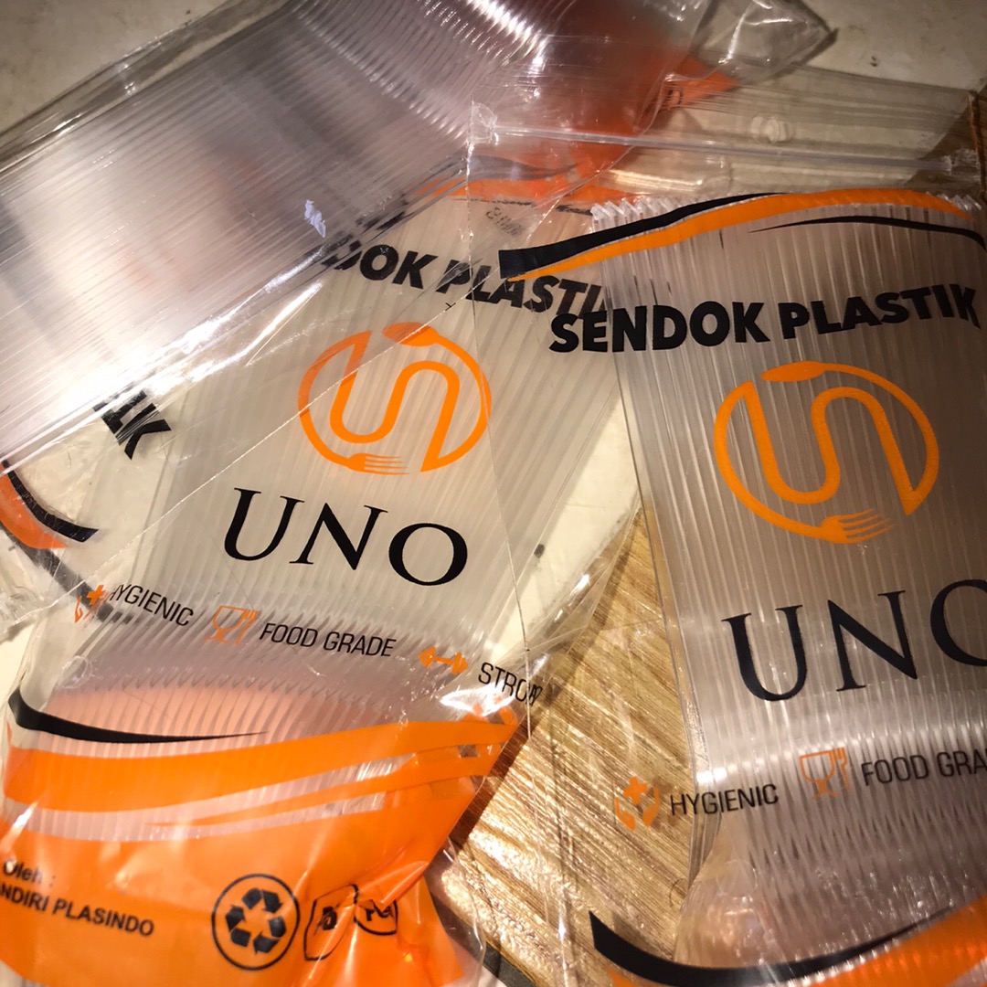 Sendok Makan Plastik Bening Isi 25