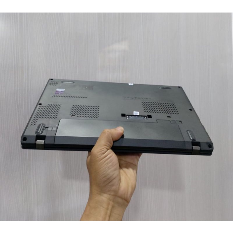 Laptop Murah Kelas Bisnis Lenovo Thinkpad X260 Core i5 Gen 6 Ram 8Gb Hdd 500Gb Bergaransi