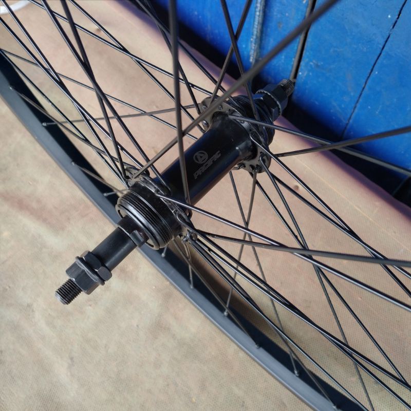 wheelset 26 atau velg sepeda 26in siap pakai sudah dirakit dan disetel jari2 bisa cakram