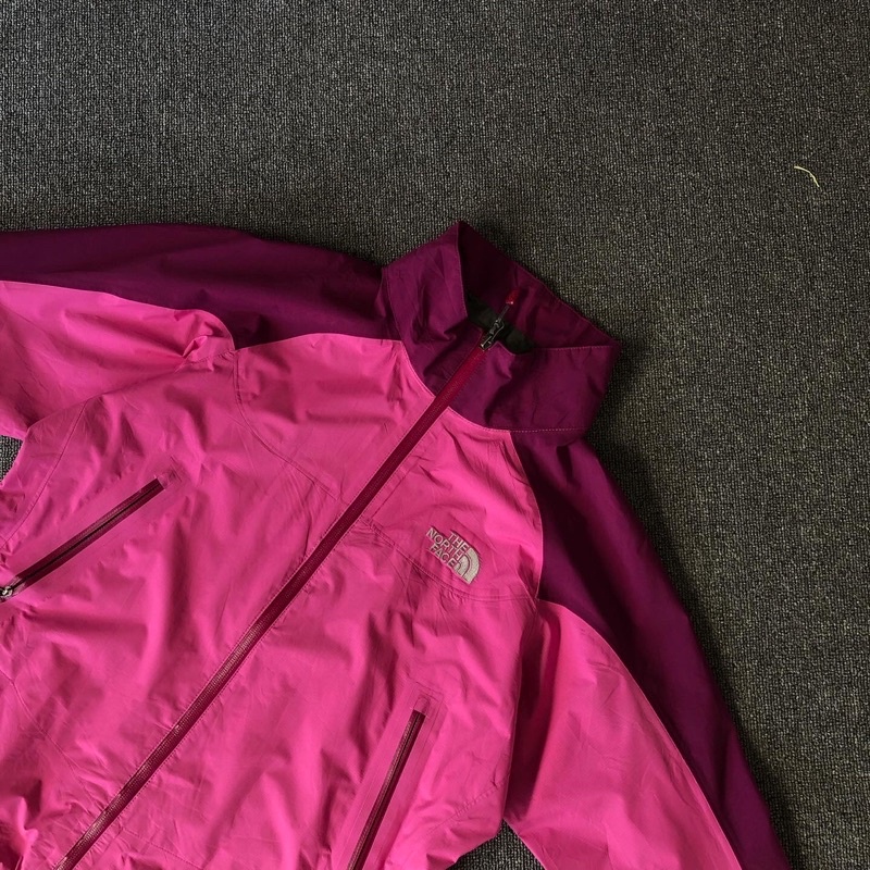 jaket parasut tnf the north face women magenta pink second