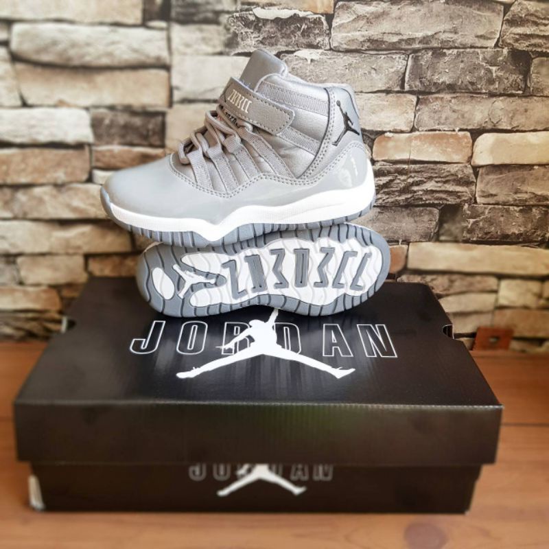 sepatu anak nike jordan 11 premium terlaris size 30-35
