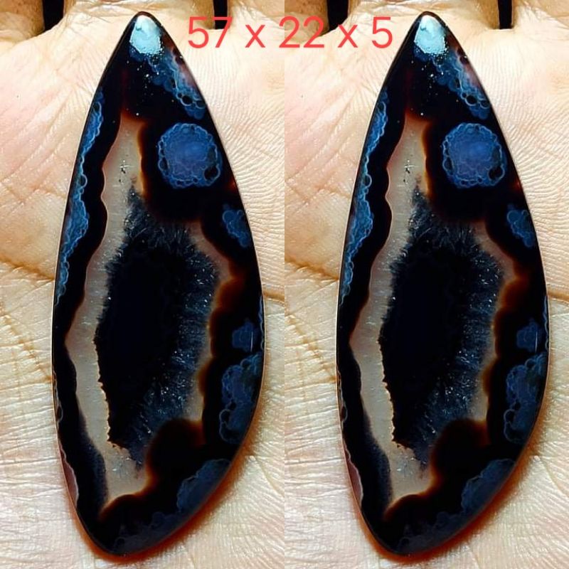 Batu Sulaiman Hitam Motif Top Kristal HQ