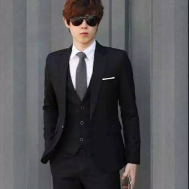 Setelan Jas Formal Pria Warna Hitam