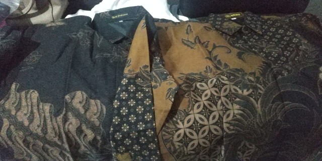 Motif Kawung Peksi Kuning Kemeja Batik Pria Panjang Furing