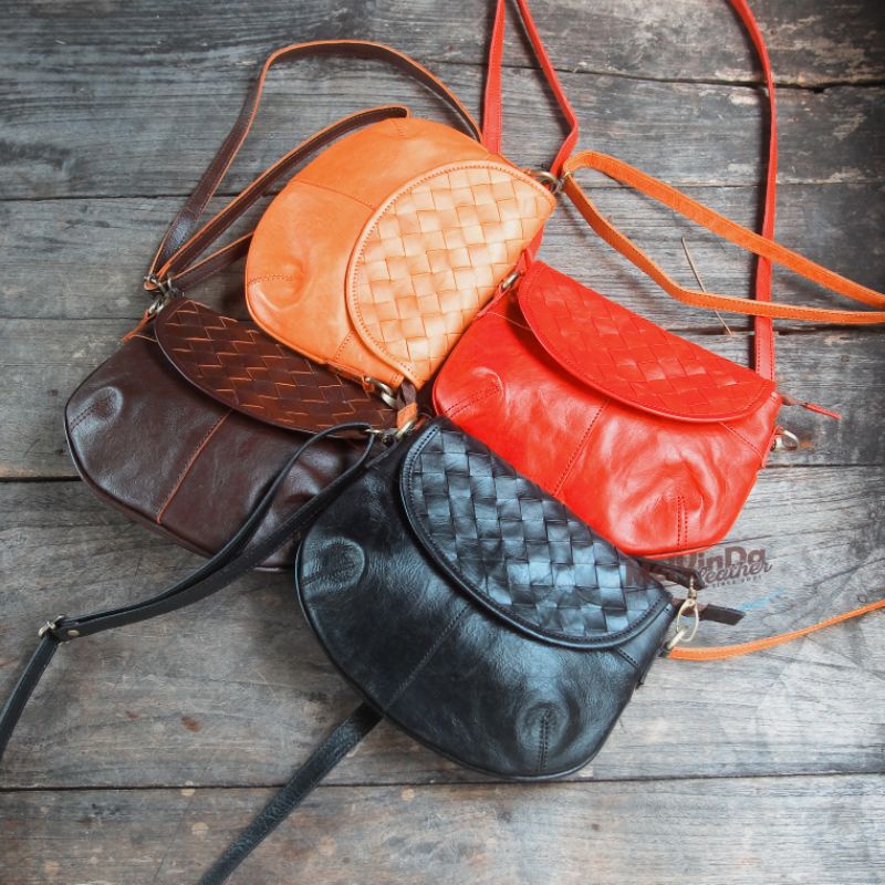 NADA ANYAM BAG - Hitam - Merah - Coklat Tua - Coklat Muda/ Tas Wanita/ Tas Wanita Kulit Sapi Asli/ T