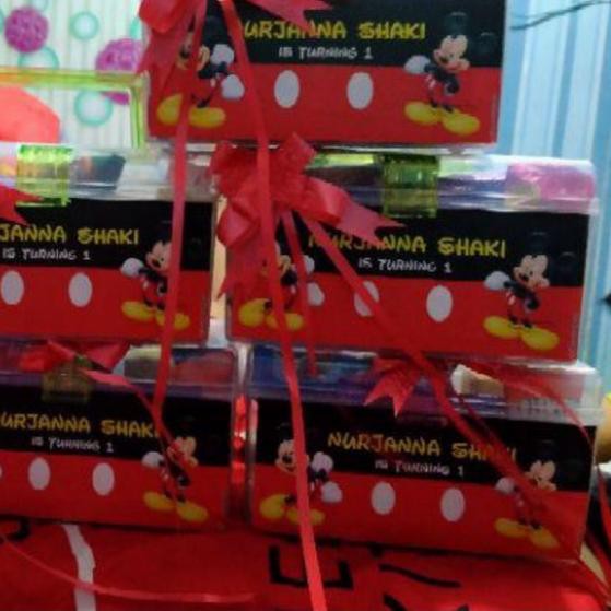 

One and Only Snack box Souvenir parcel ulang tahun kotak green live