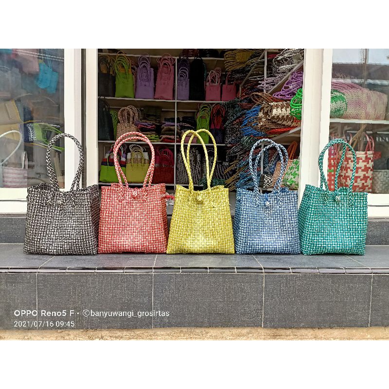 tas jali size M/tas anyaman jali /tas anyaman plastik/tas jali premium/tas jali anyaman