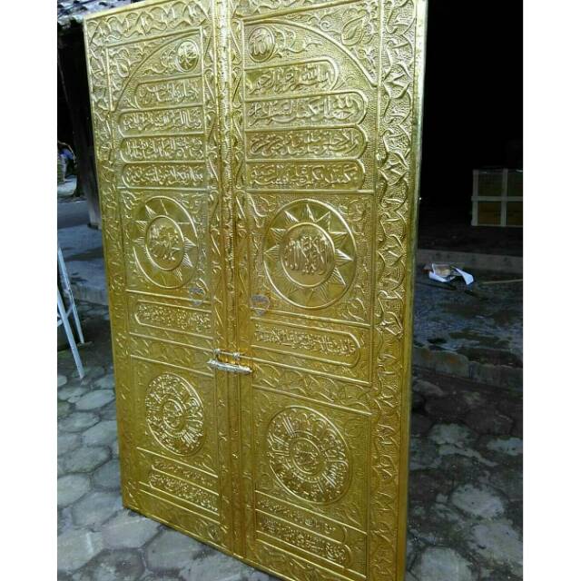 Kaligrafi kuningan pintu kabah lempengan saja