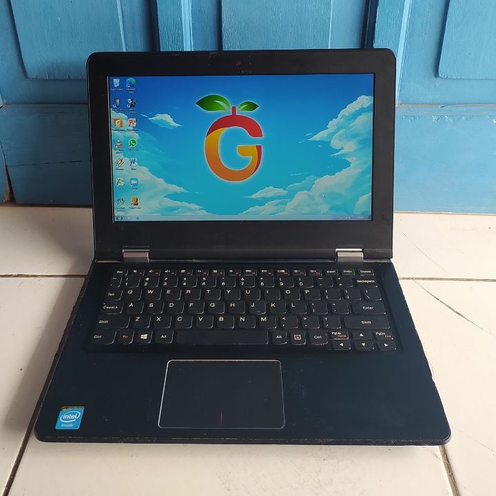 Lenovo Ideapad 300S-11IBR Hitam Slim Tipis Intel Celeron N3050 RAM 2GB HDD 500GB Netbook  Second