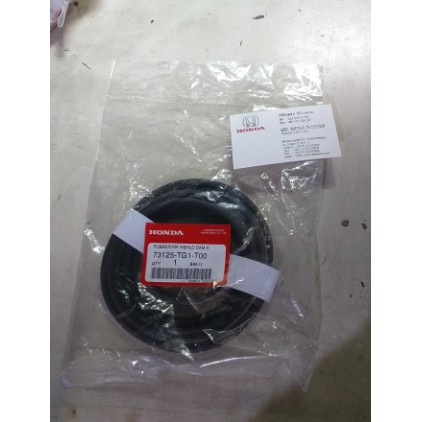 Karet List Kaca depan Mobil Honda Brio Mobilio Original