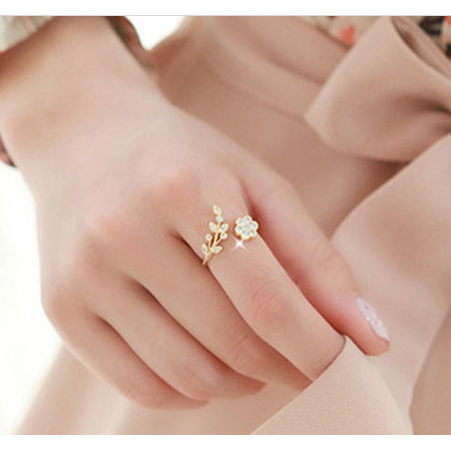 Grosir - C486 Cincin Bunga Daun Daun Stainless / Cincin Fashion / Fashion Perhiasan Wanita