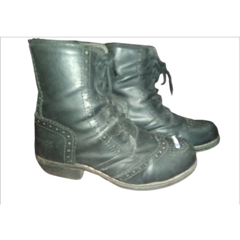 Boot boots wayout 38/39 full kulit sampai Outsole