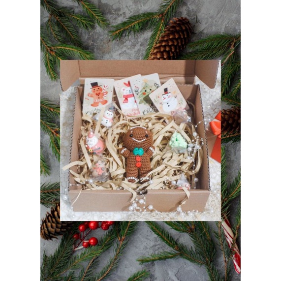 

HAMPERS NATAL AMIGURUMI GINGER
