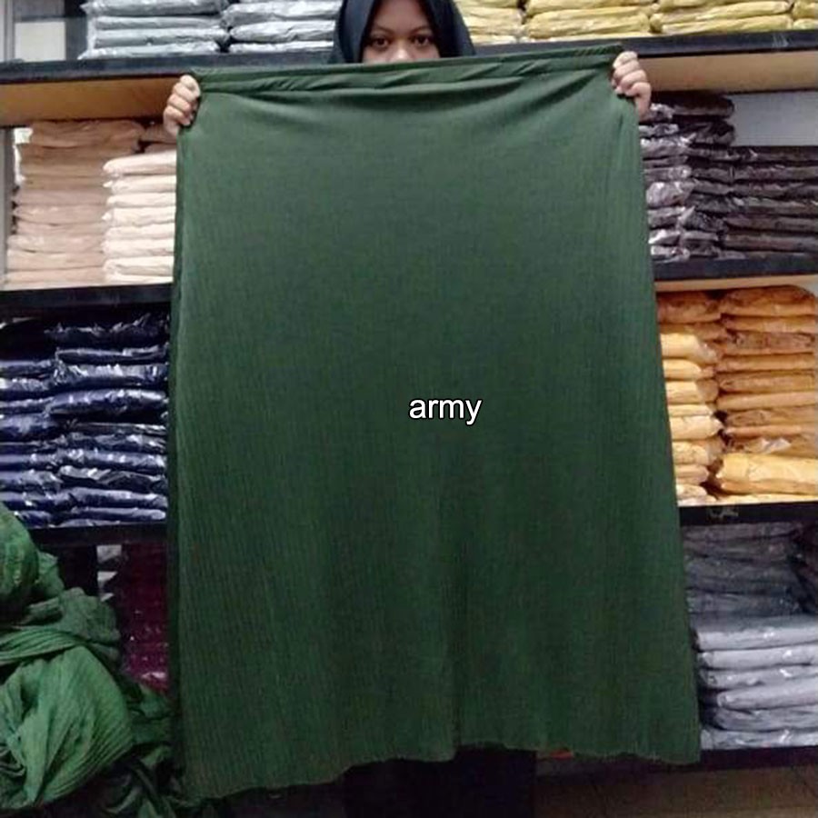 Rok plisket super jumbo polos untuk wanita gemuk