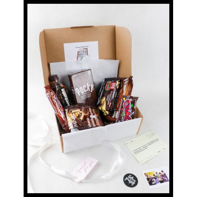 

Snack Box (Choco) - Kado Bingkisan Cokelat Custom Hampers Box Surprise