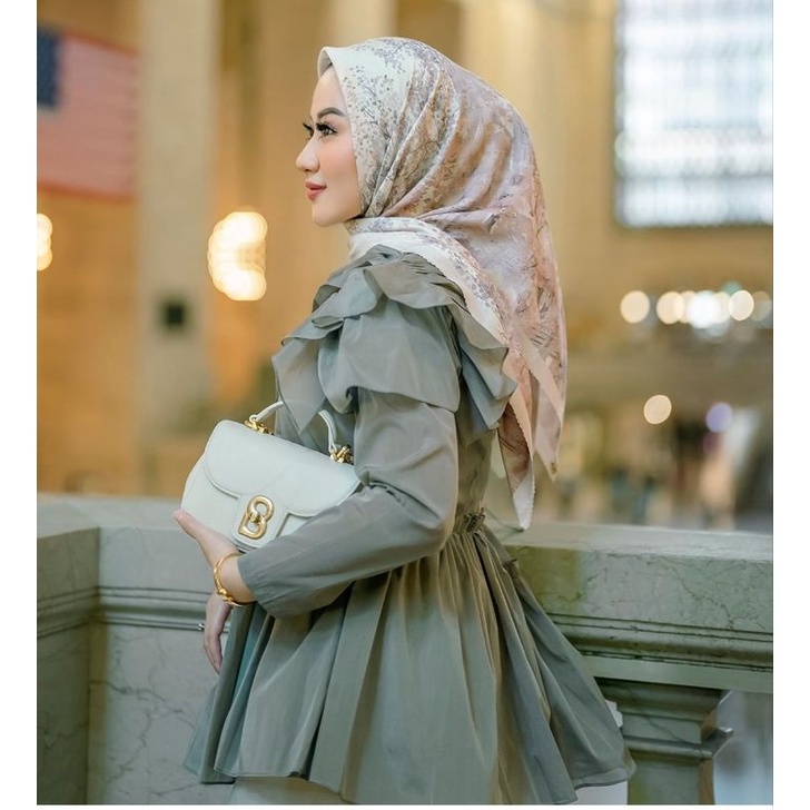 buttonscarves new york courage UPPER WEST SIDE