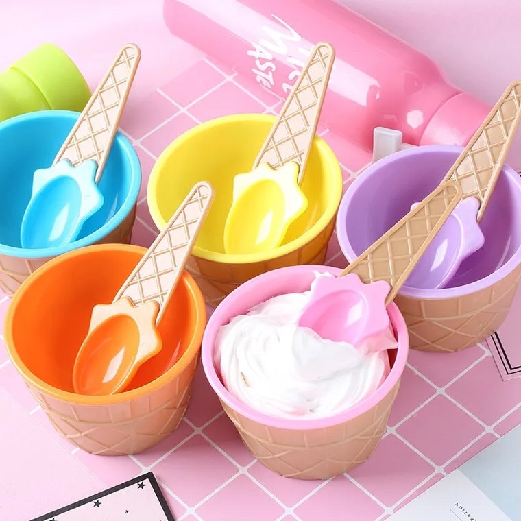 Diskon Shop - M5466 Mangkok Es Krim / Mangkuk Cemilan / Ice Cream Bowl / Set Mangkok Sendok Ice Cream / Mangkuk Masker Es Krim Lucu Warna-Warni