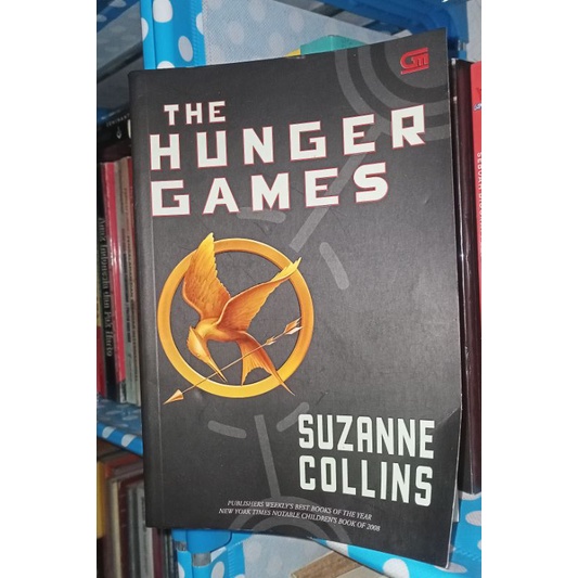 The Hunger Games - Suzanne Collins ( Buku Bekas Original )