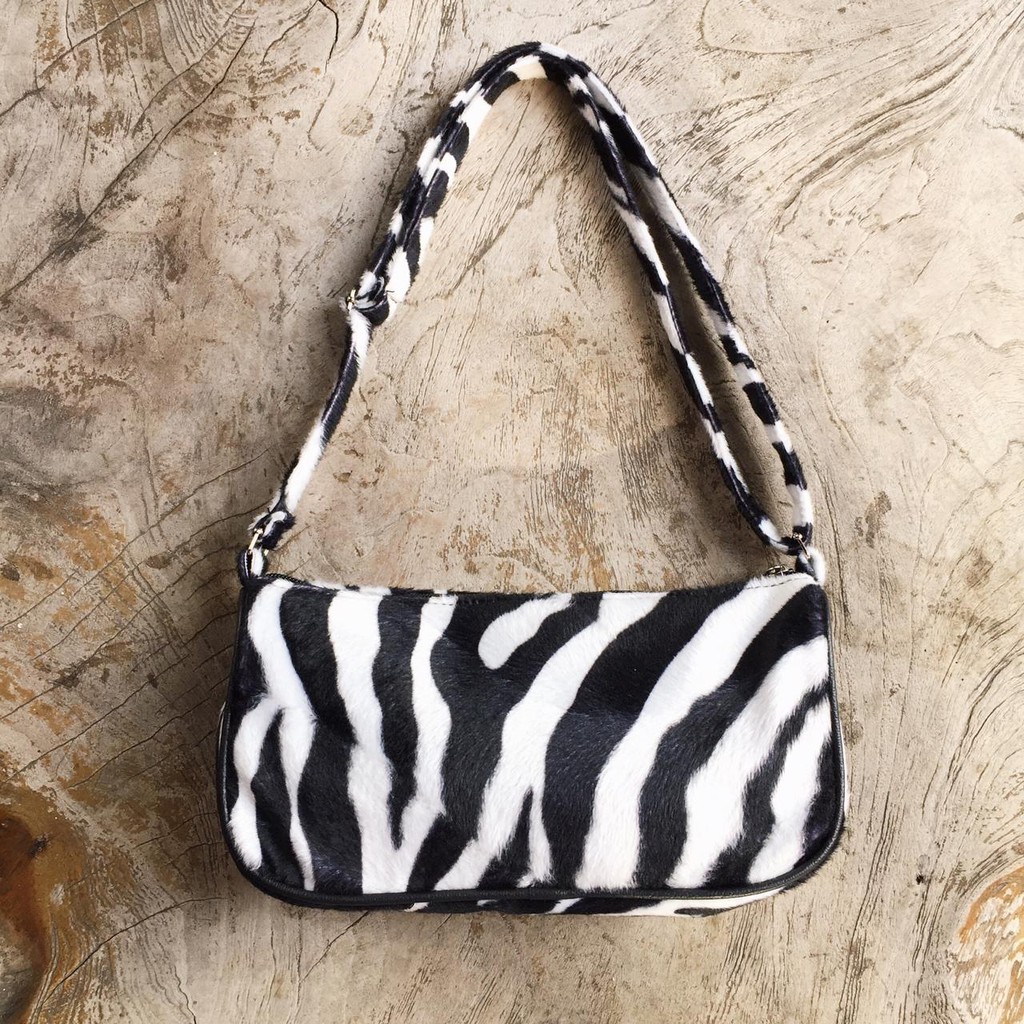

zebra shoulder bag