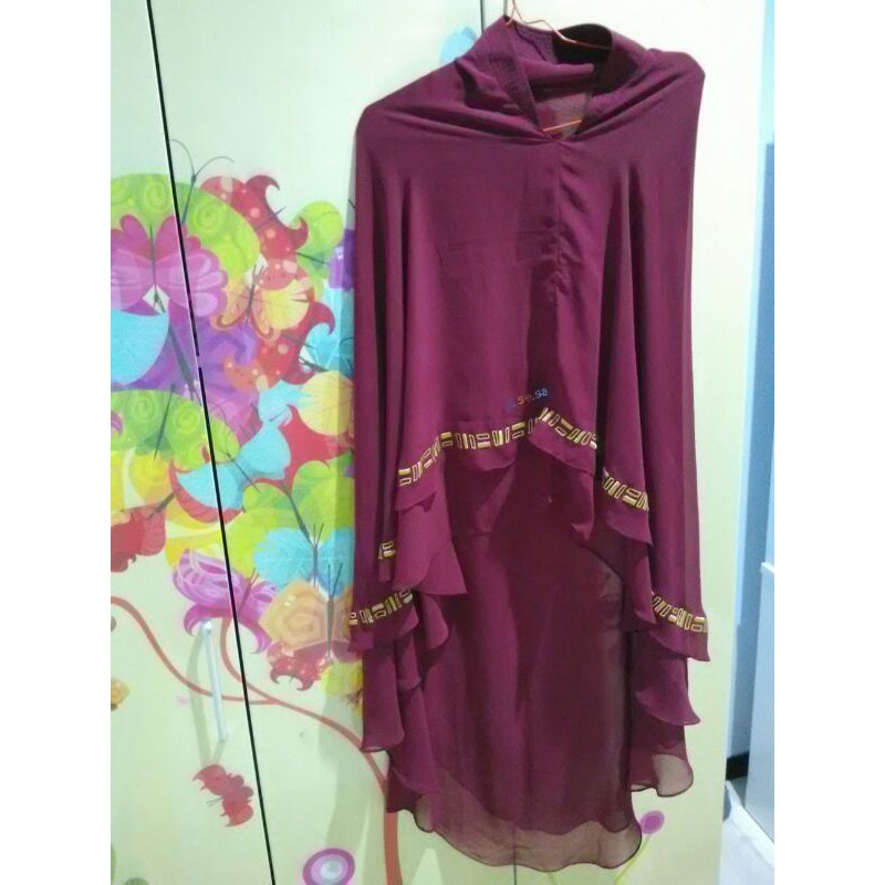 preloved khimar sisesa maroon full Bordir gold