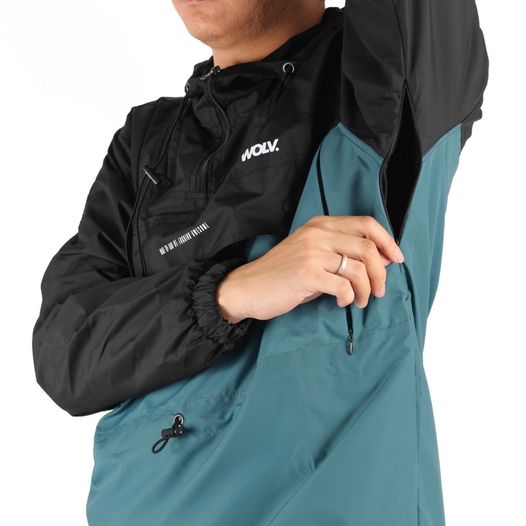 [SIAP KIRIM] Jaket Parasut Cagoule Wolv Snowdope Waterproof - Jaket Cagoule Waterproof Anti Air