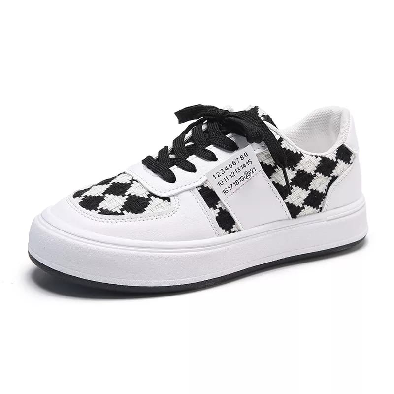 SEPATU SNEAKERS WANITA KOREA MODIS KEKINIAN DG02-5