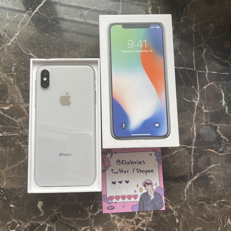 IPhone X 256 GB Putih Second Hand (Seken) Mulus [Bonus Charger Baru + Casing + Screen Protector]