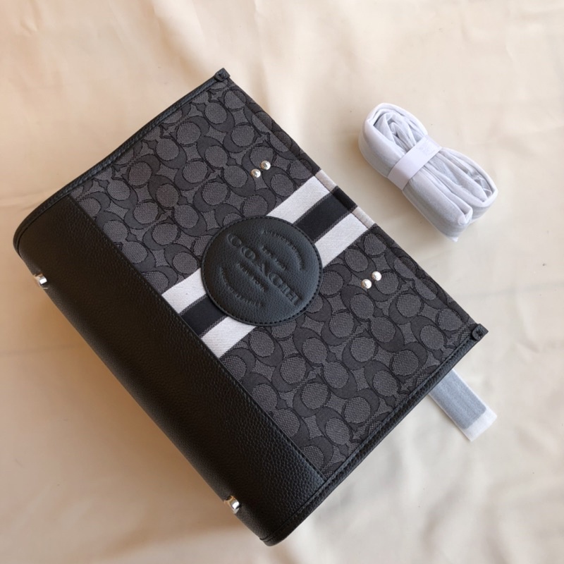 Coach Dempsey Caryall With Patch (C4113)