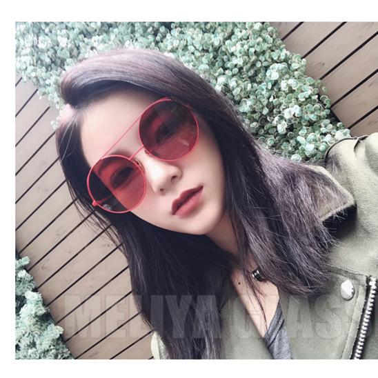 Kacamata Hitam Wanita Model Vintage Frame Metal Bulat Kacamata Hitam Wanita Model Vintage Frame Metal Bulat