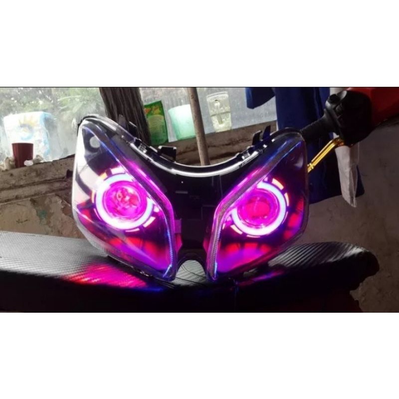 Reflektor lampu vario 125 plus projie