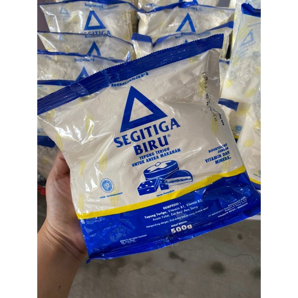 

Tepung Segitiga Biru 500g