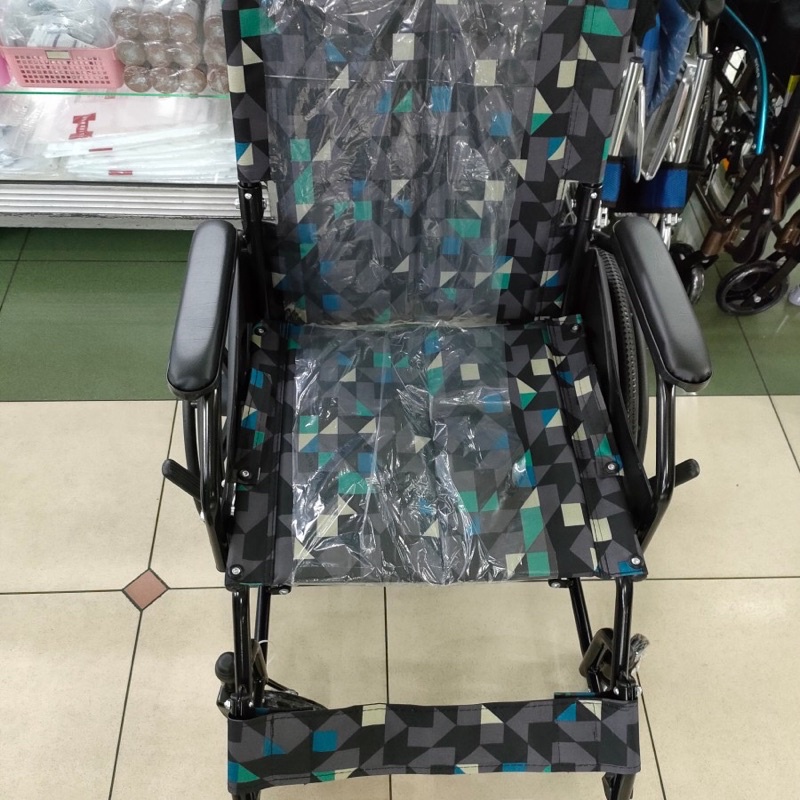 Kursi Roda Travelling GEA FS 863