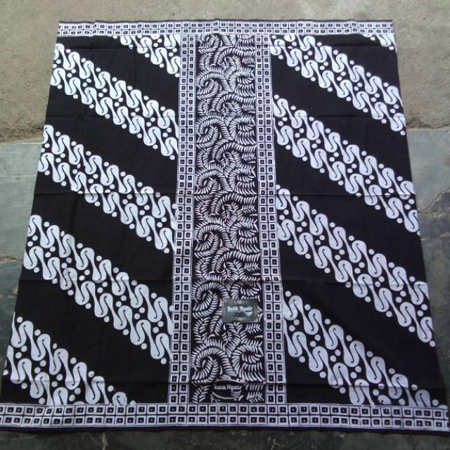 Sarung Batik Az-Zahir Syubbanul Muslimin