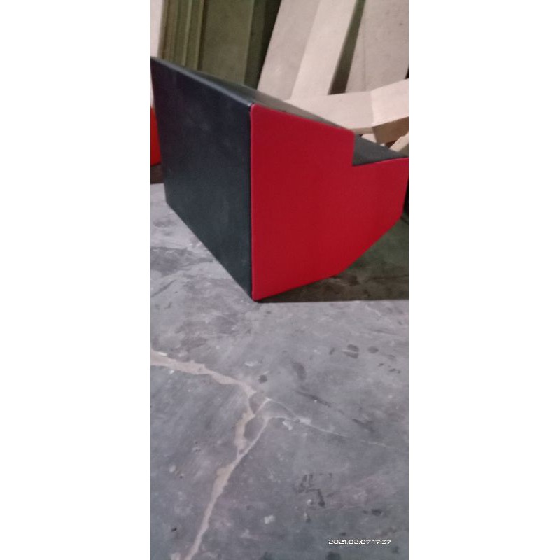 Box subwoofer truk canter 12 inch