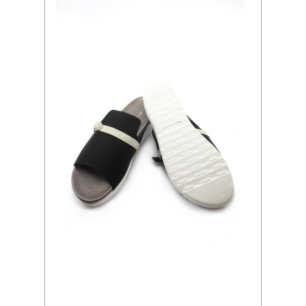 

Le Bianca AZL 11-02 Sandal Wedges