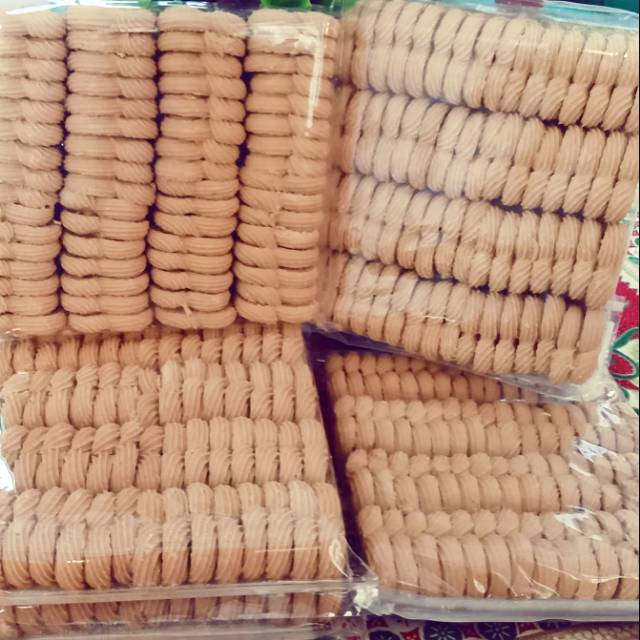 

Kue semprit ori