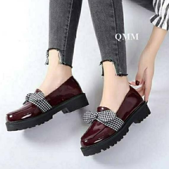 ☀ Sepatu Wanita / Docmart slofy / Sepatu Loafers Wanita / Bisa () ◌