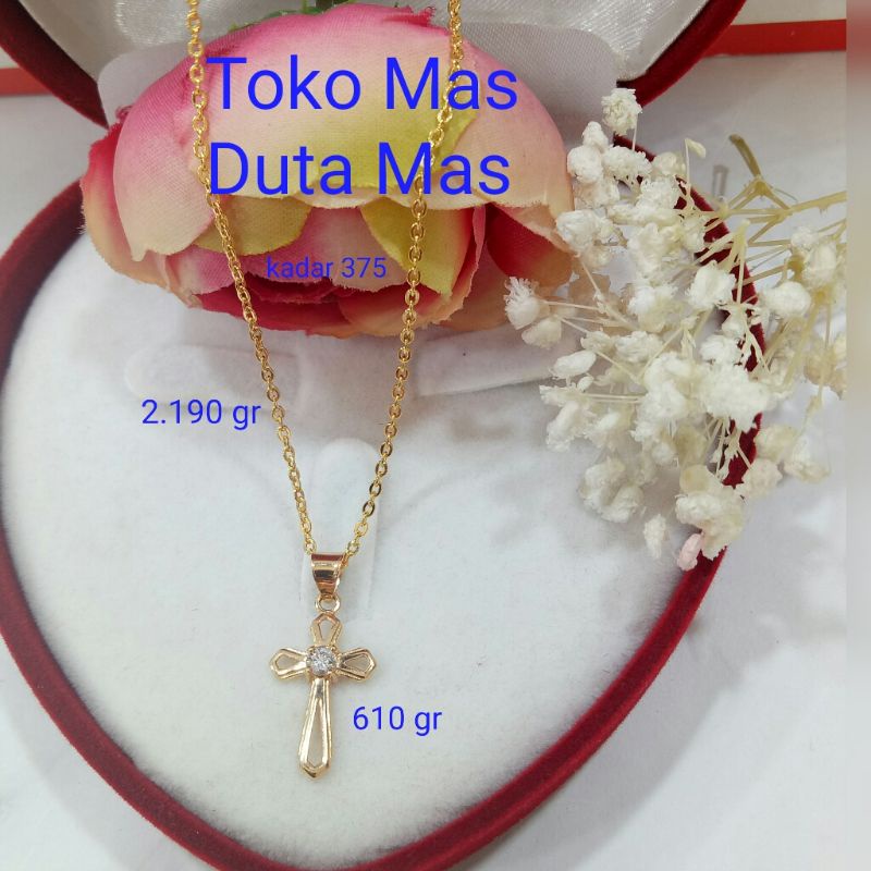 kalung dan liontin salib mata putih emas asli