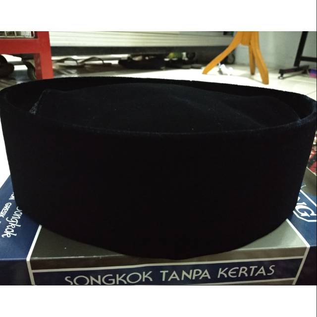 Peci Awing songkok